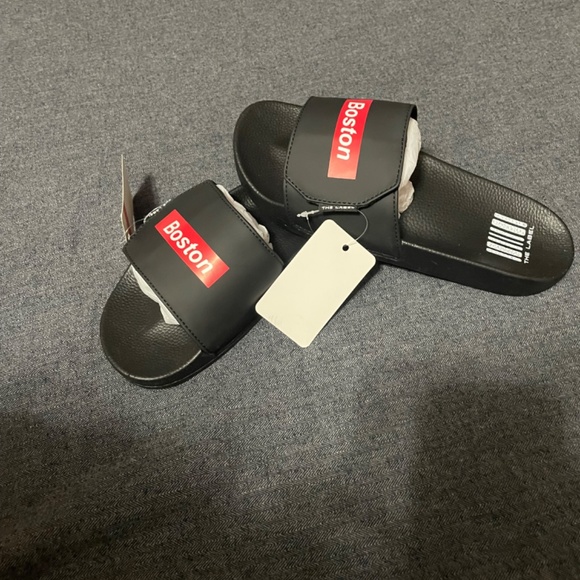 Boston Flip Flops - Picture 2 of 2